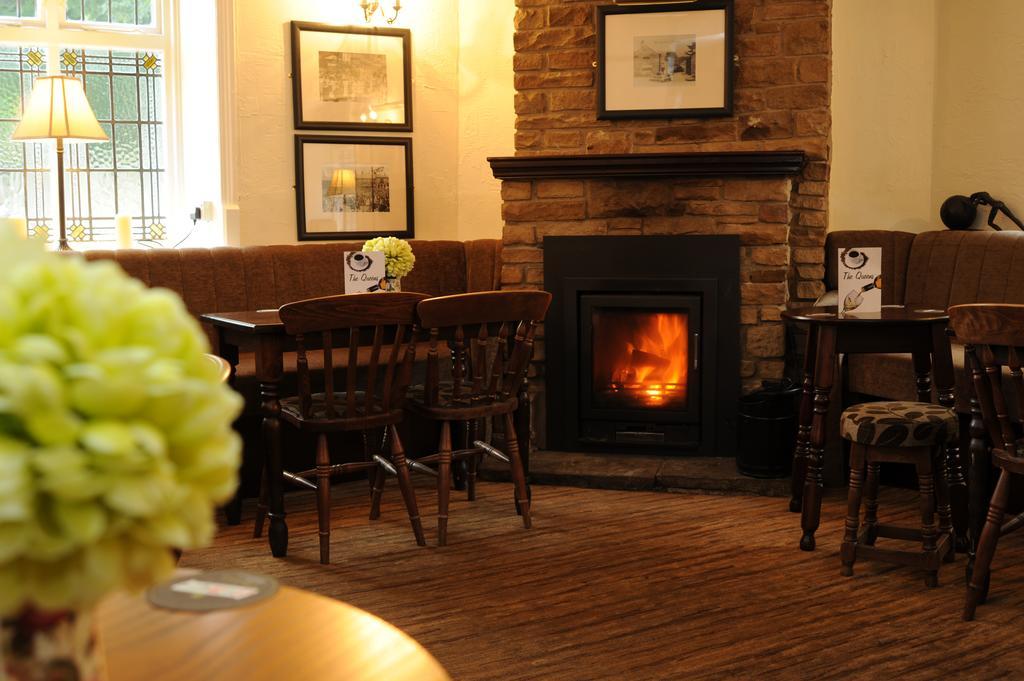 Queens Arms Country Inn Glossop Bagian luar foto